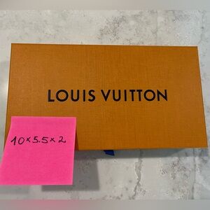 Authentic Louis Vuitton Wallet Box + Duster (BRAND NEW)
10" x 5.5" x 2"